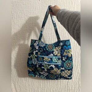 Brand New Vera Bradley Rhythm & Blues Shoulder Tote